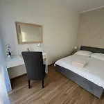 Apartamenty Kielce- Apartament Zacisze Przy Baseny Tropikalne, Kadzielnia, Parking, Faktura,Centrum